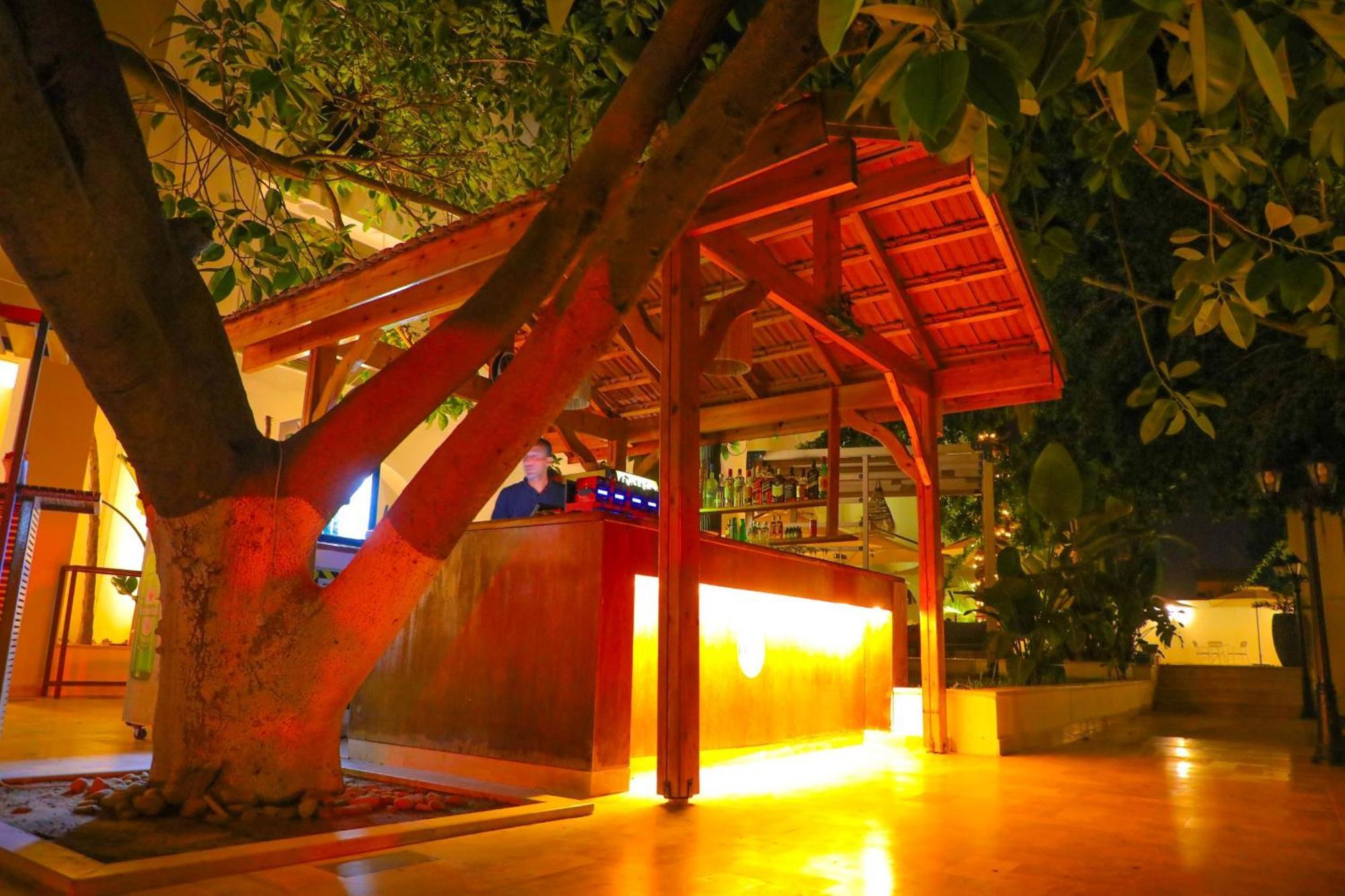 نزل قايا Hotel Gaia Набёль Экстерьер фото