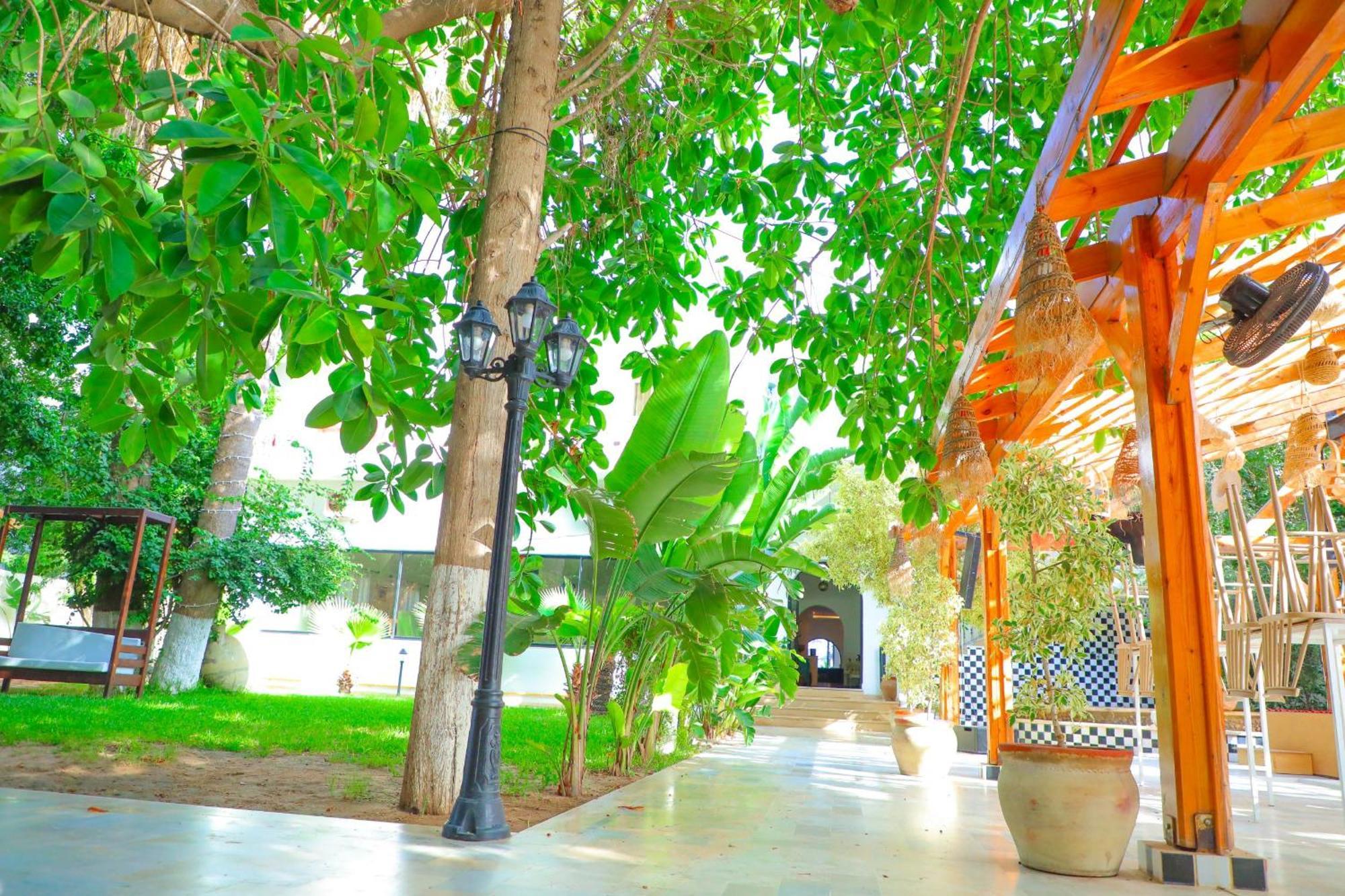 نزل قايا Hotel Gaia Набёль Экстерьер фото